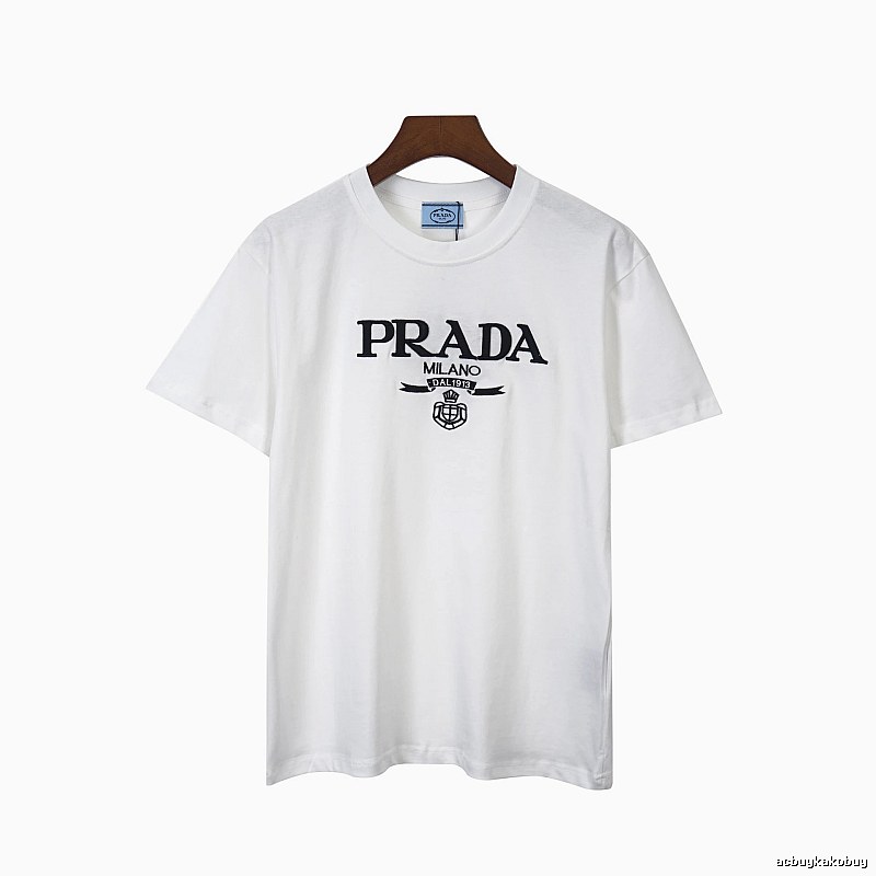 Amiri Lightweight Logo T-shirt Black Small AM for Trend Styling