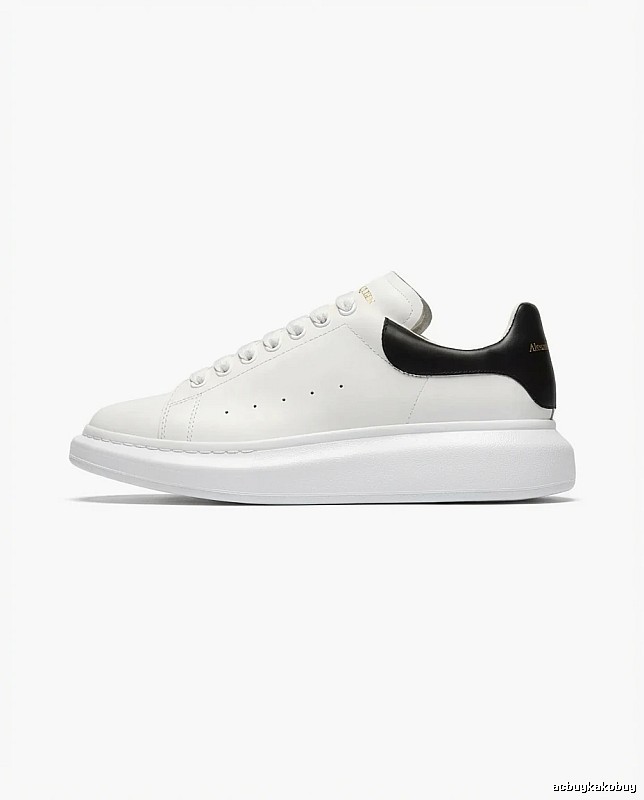 McQueen thick-soled fashionable white sneakers