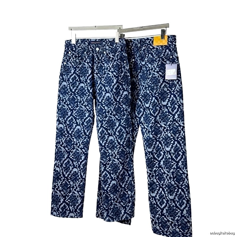 Carhartt retro style blue and white jeans