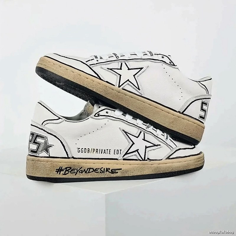 Golden Goose Dirty Sneakers, Trend, White