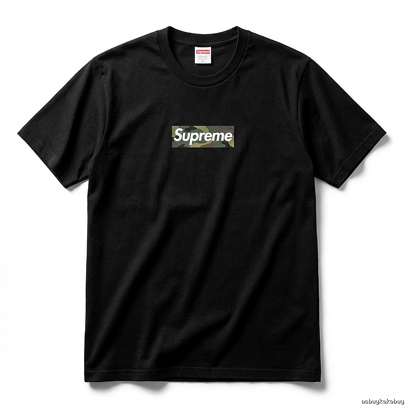 Supreme camouflage-style black T-shirt