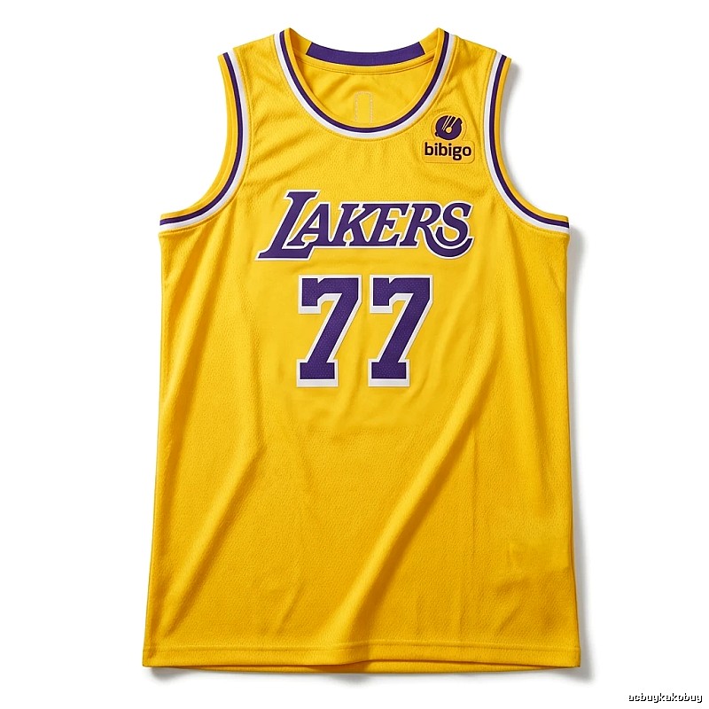 The No. 77 yellow jersey of the Mavericks.